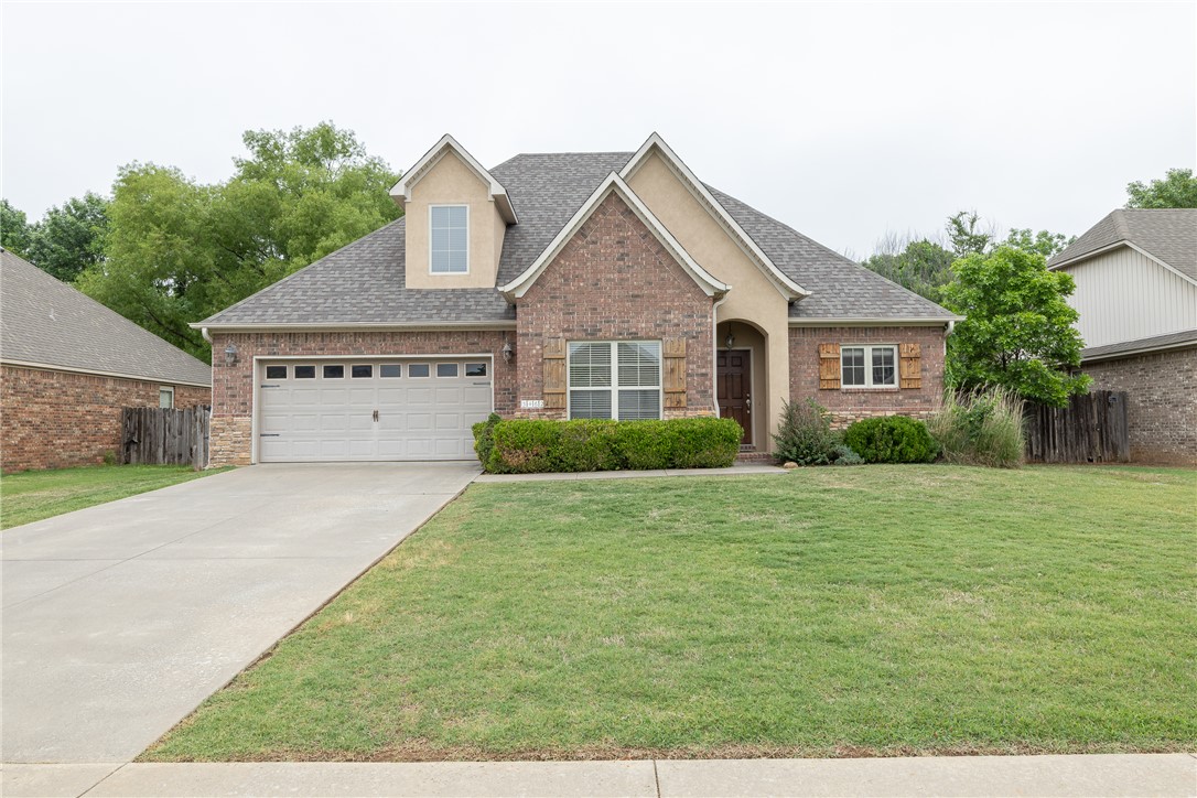 Check out this 3 bedroom, 2.5 bathroom home PLUS office space in the established and desirable Salem Heights Subdivision! This move-in ready home is in pristine condition with BRAND NEW PAINT, CARPET & ROOF. Featuring an open concept floor plan with high ceilings, a cozy fireplace in the living room, and abundant natural light throughout. Enjoy direct access to the Razorback Greenway trail system and a convenient location within walking distance to Holcomb Elementary, Holt Middle School, and the future Underwood Park. Each bedroom includes its own walk-in closet, offering plenty of storage throughout the home. Kitchen refrigerator to convey with acceptable offer. You do not want to miss this!