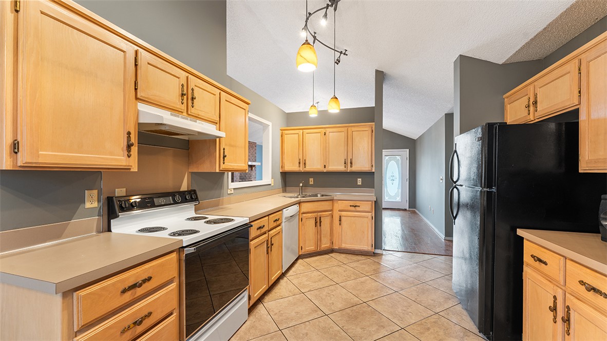 Lenham Heights Sub - Residential Lease