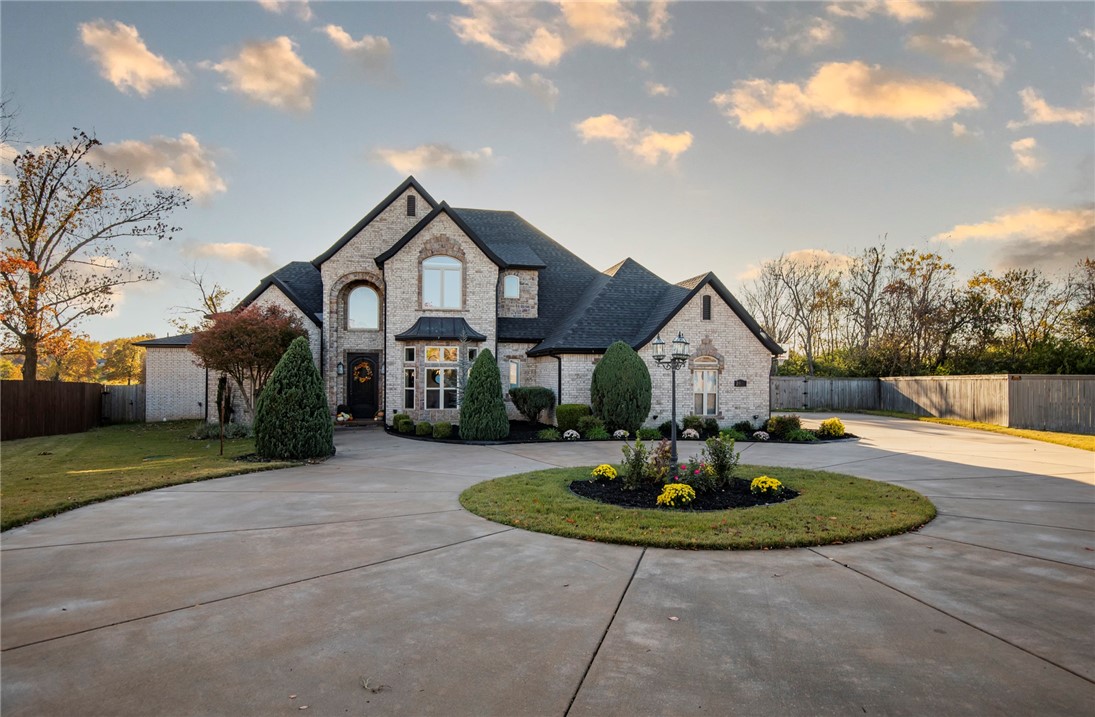 Tuscan Heights - Residential