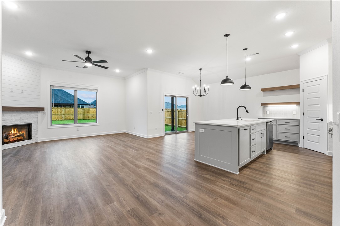 Yorktown 2 - Residential