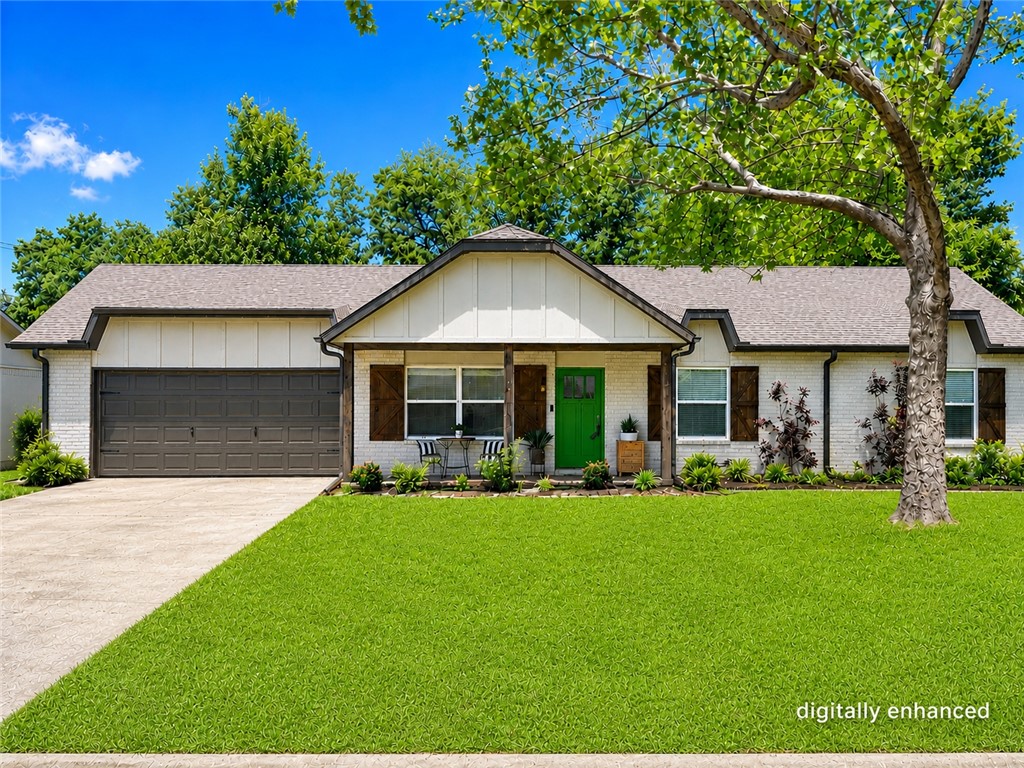 Downtown living at it's finest! Enjoy all that downtown Bentonville has to offer - Farmer's Market, Crystal Bridges, The Ledger, Slaughter Pen, The Greenway, Walmart Campus, and so much more - within walking distance! This home offers all of the convenience of downtown living, PLUS the peace and quiet of a dead end street. Featuring mature trees that beautifully shade both the front and back yards, 310 SW 11th Street is in an established neighborhood with a spacious just under 1/3 acre lot. Ready to love, or a blank canvas for your dream home upgrades, you don't want to miss this opportunity to own a piece of Bentonville's charm!