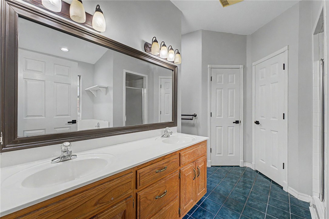 Center Point Park Unit I Lowell - Residential Lease