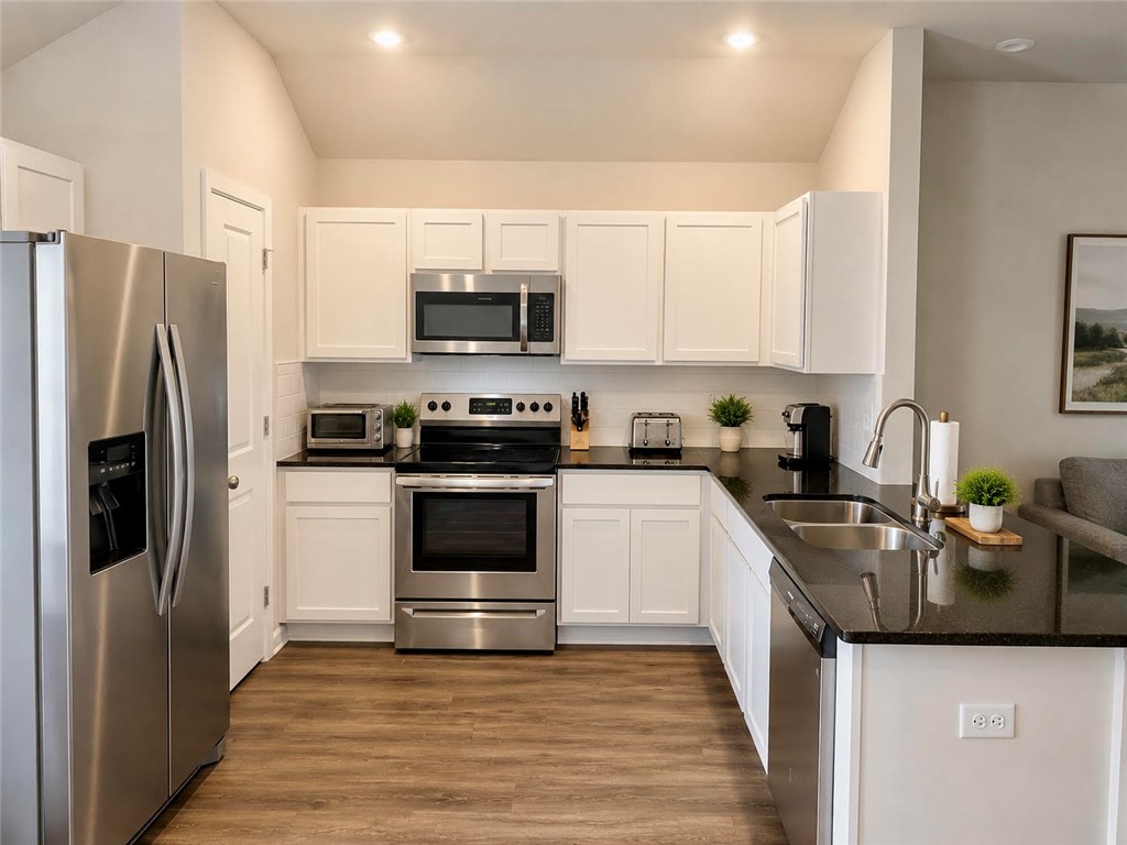 Park Meadows Ph Iv - Residential Lease