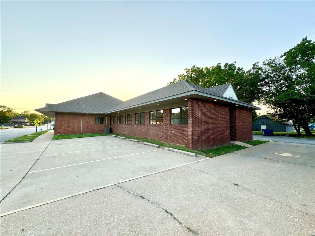 Railroad Addition - Commercial Lease
