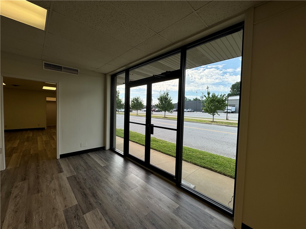 Railroad Addition - Commercial Lease