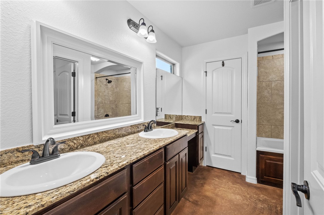Holcomb Heights - Residential