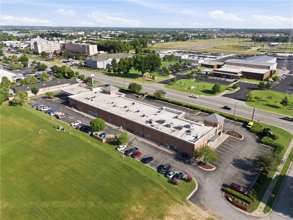 Fountain Plaza Sub Bentonville - Commercial Lease