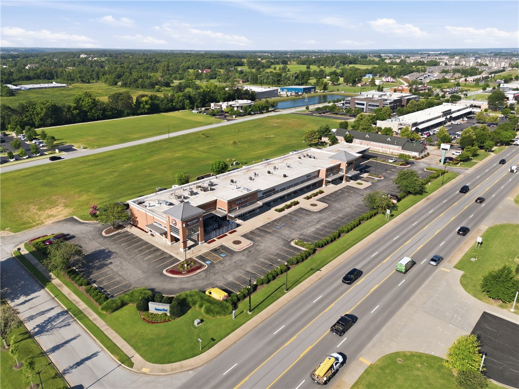 Fountain Plaza Sub Bentonville - Commercial Lease