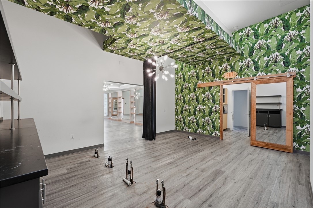 Fountain Plaza Sub Bentonville - Commercial Lease