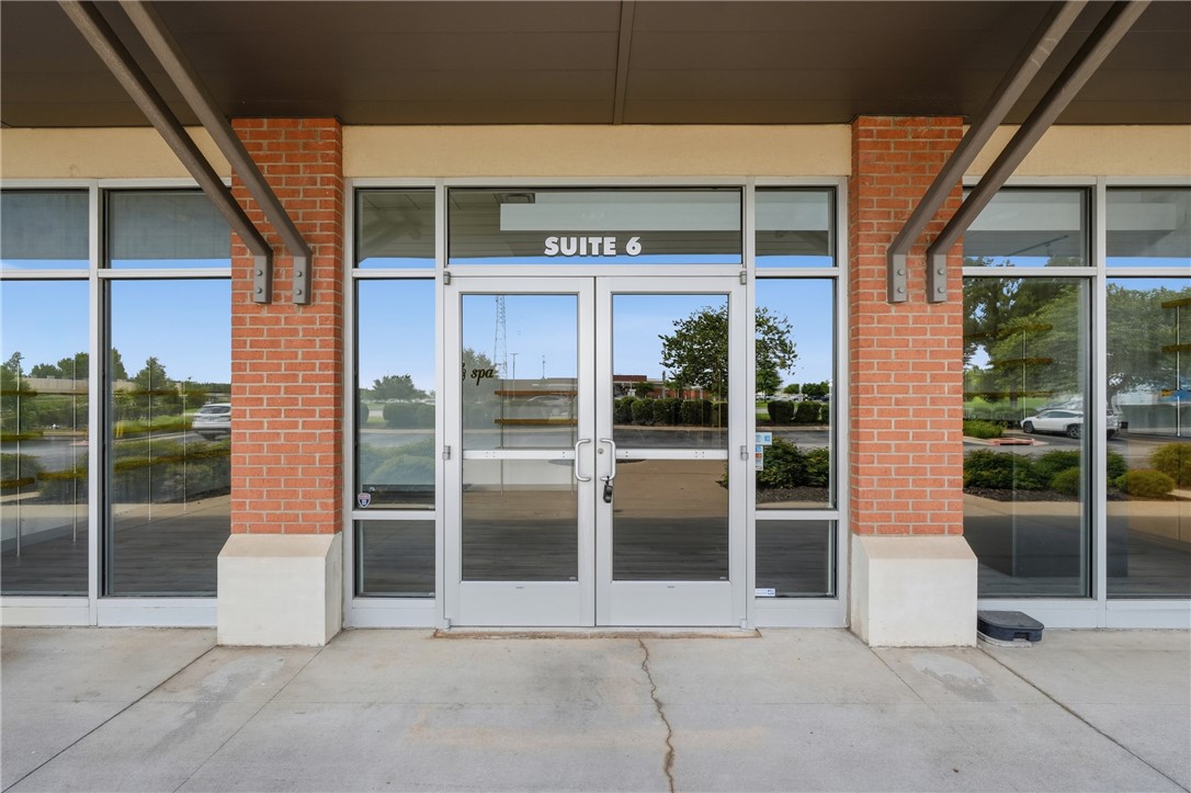 Fountain Plaza Sub Bentonville - Commercial Lease