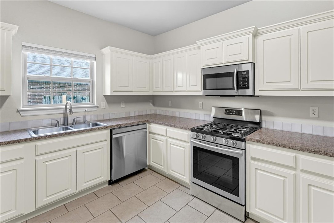 Edens Brooke Sub Ph Ii Bentonville - Residential