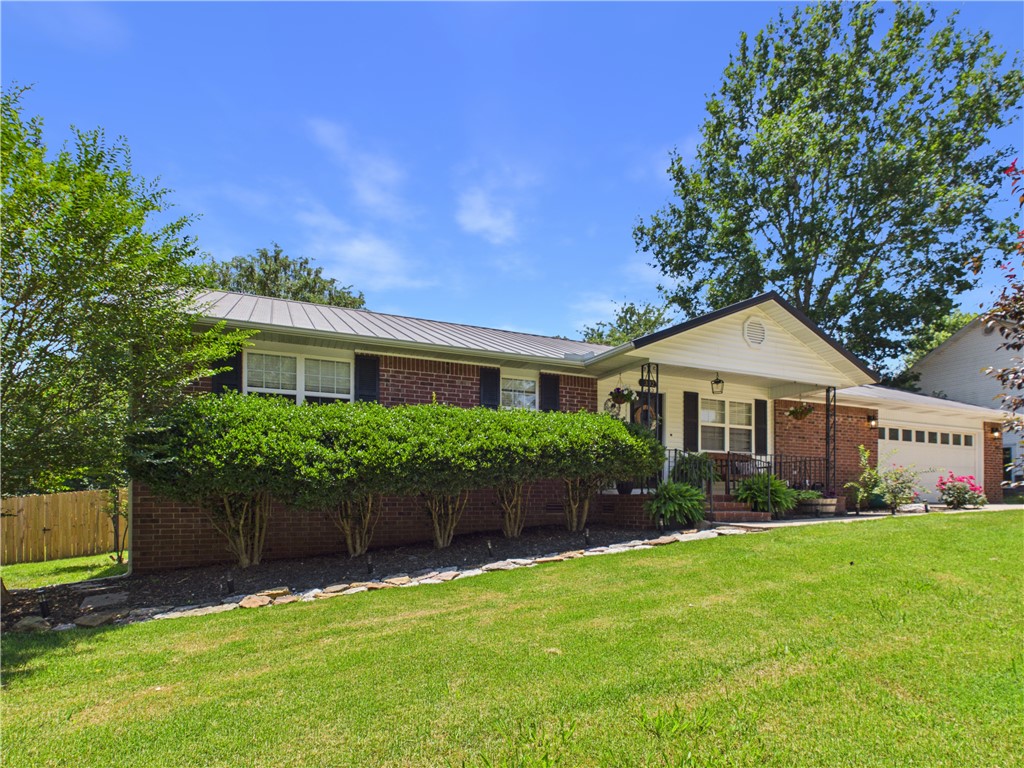 Kestrel Meadow - Residential
