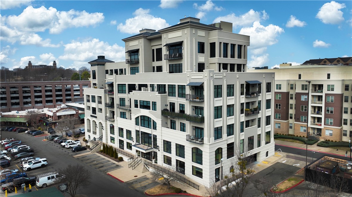 A unique opportunity to purchase Dickson Street office condo in Legacy Center where The University of Arkansas campus meets Historic Downtown Fayetteville. Near several area attractions including the highly anticipated Civic Plaza with The Ramble, Cultural Arts District with five-story parking deck and retail, the Walton Art Center, Razorback Greenway trail system and George’s Majestic Lounge. 

Surrounding the property you will find a high-density population filled with student housing communities to support the 32,000+ students enrolled at The University of Arkansas just steps away. 
• 6,658 square feet for sale
• Open concept office space
• Kitchen, breakroom
• Private restrooms
• Highly-visible from W Dickson St.
• Access to the Razorback Greenway
• Steps from future Tempo Hotel (220 rooms) and Hilton Motto (114 rooms)
• High-barrier of entry in popular submarket
• Walkability Score of 80/100
• Three parking spaces included in private garage
• Bank REO being sold “as is”