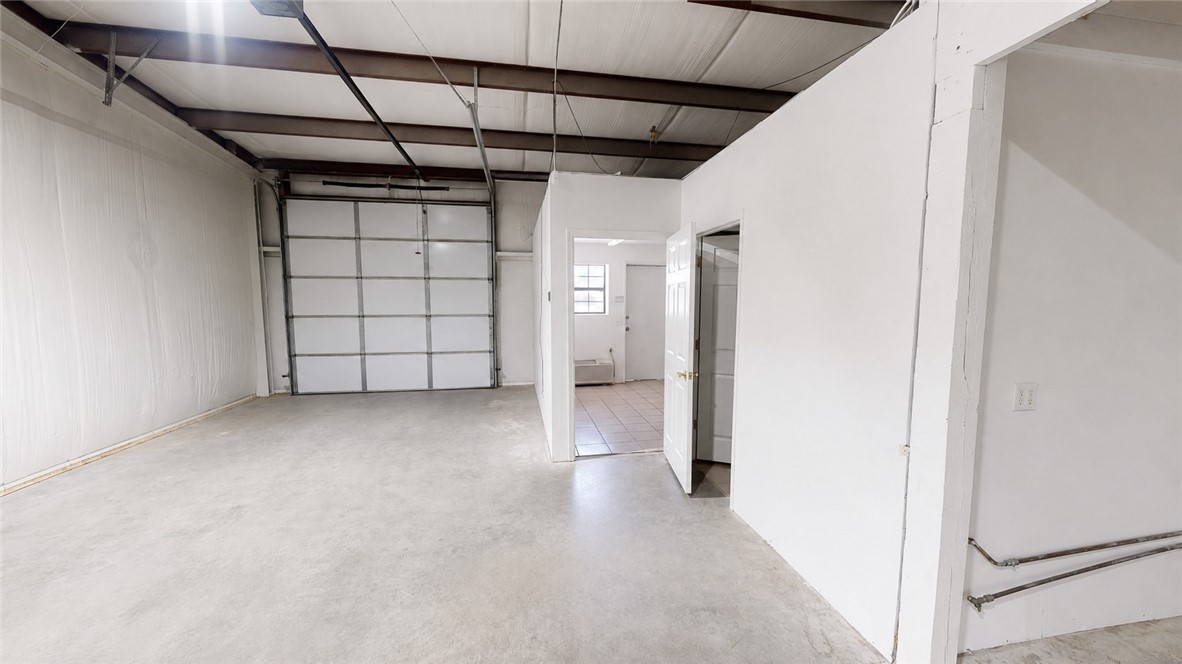 Little Flock - Commercial Lease