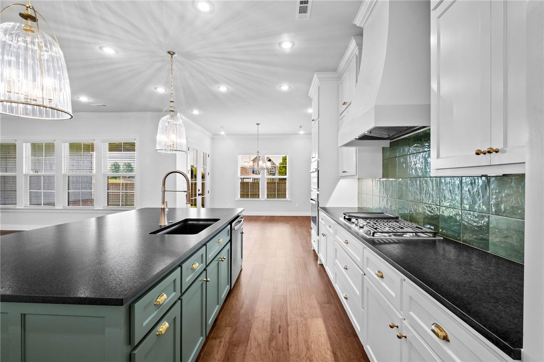 County Line Square - Residential