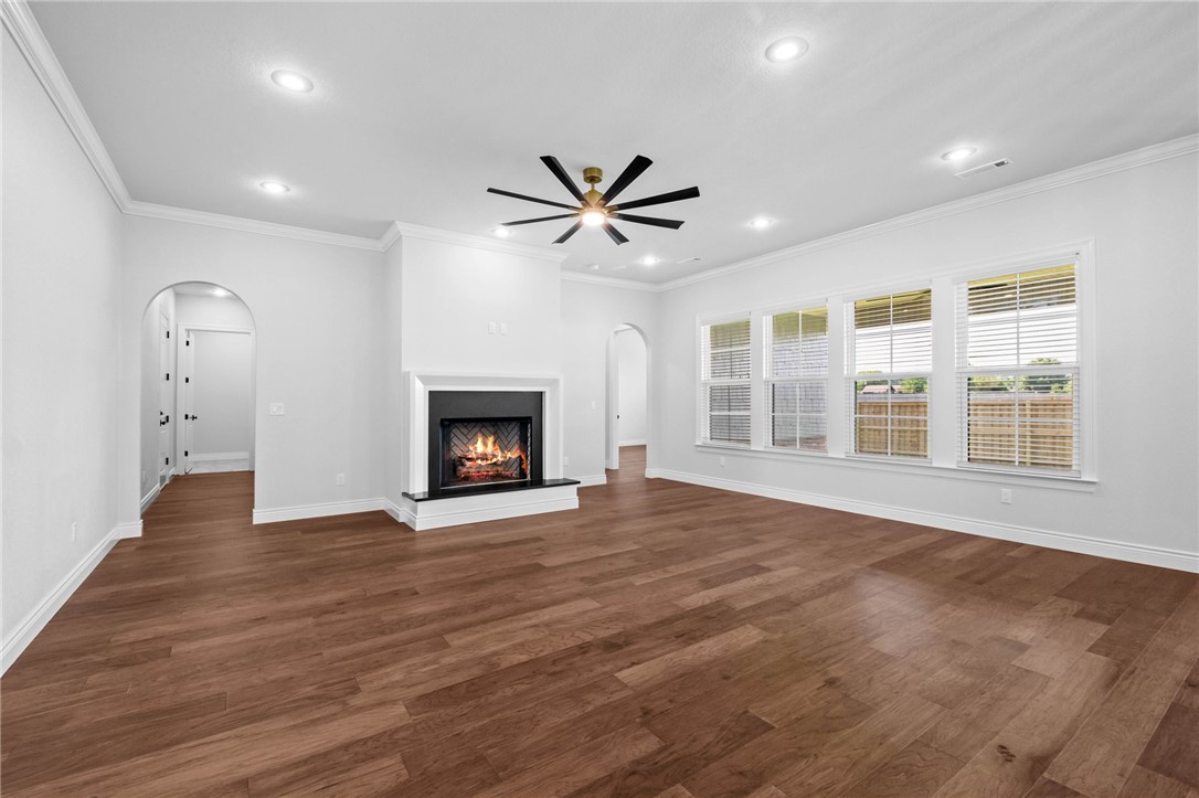 County Line Square - Residential