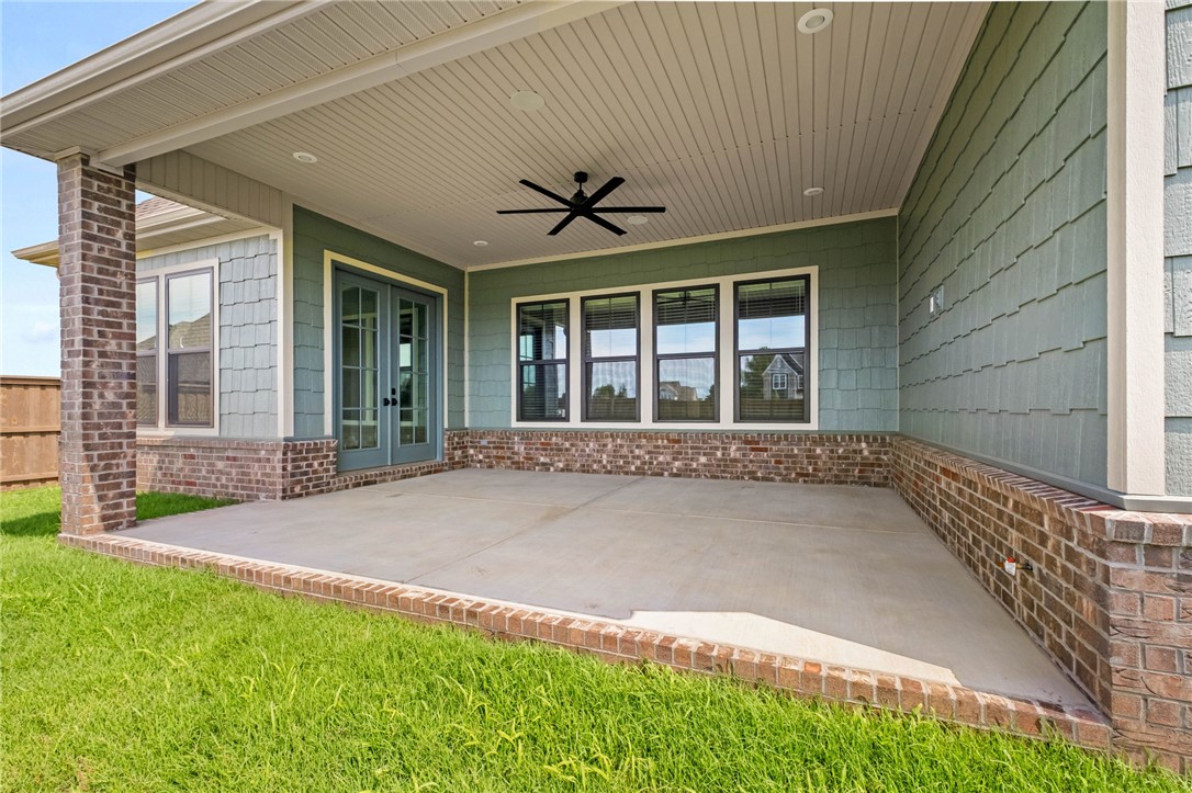 County Line Square - Residential