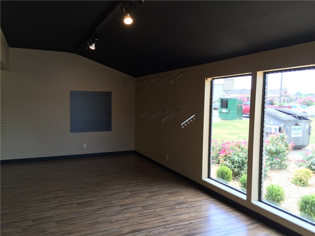 Stults Sub - Commercial Lease