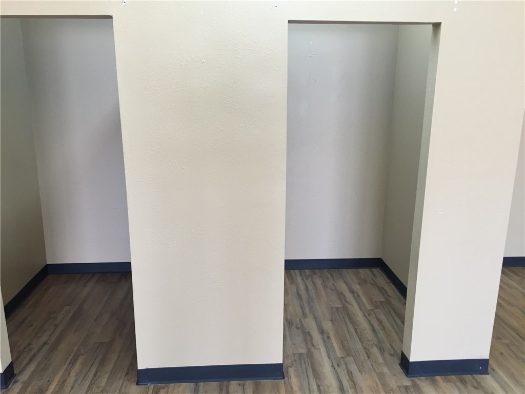 Stults Sub - Commercial Lease