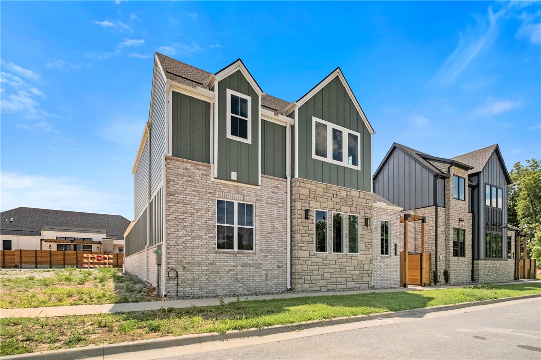 Aurora Sub Ph 2 Bentonville - Residential