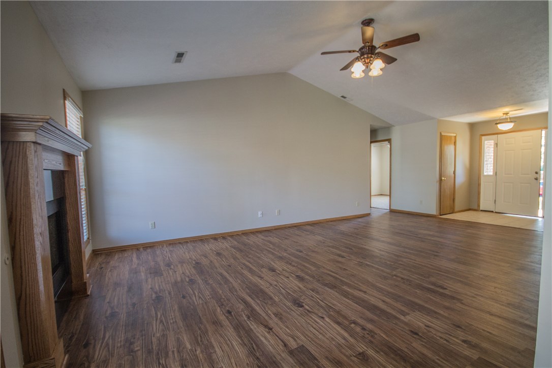 Walnut Ridge Ph 1 - Residential Lease