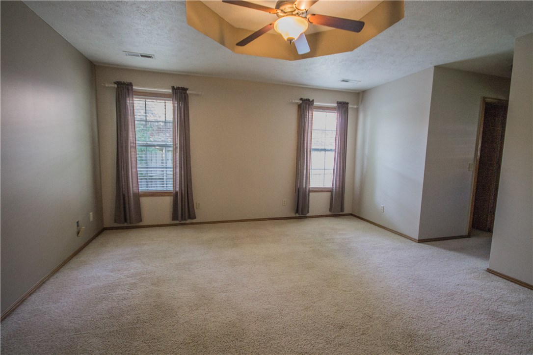 Walnut Ridge Ph 1 - Residential Lease