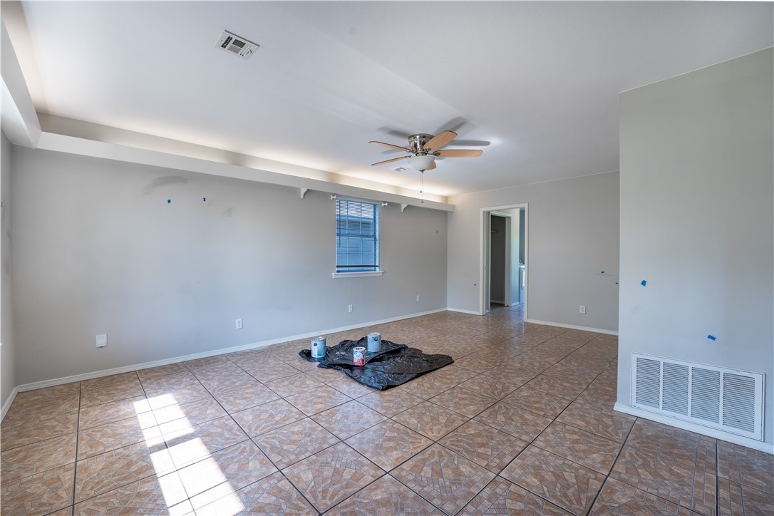 Amis Road Add Rogers - Residential Lease