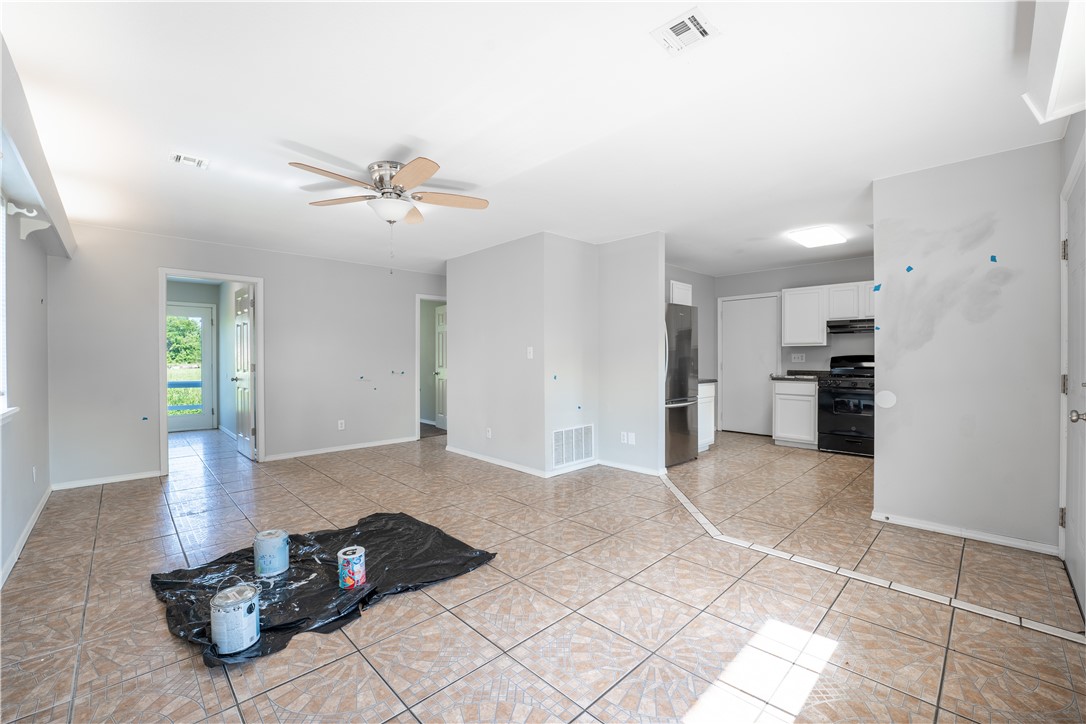 Amis Road Add Rogers - Residential Lease