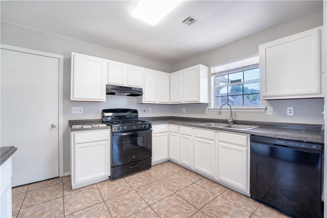 Amis Road Add Rogers - Residential Lease
