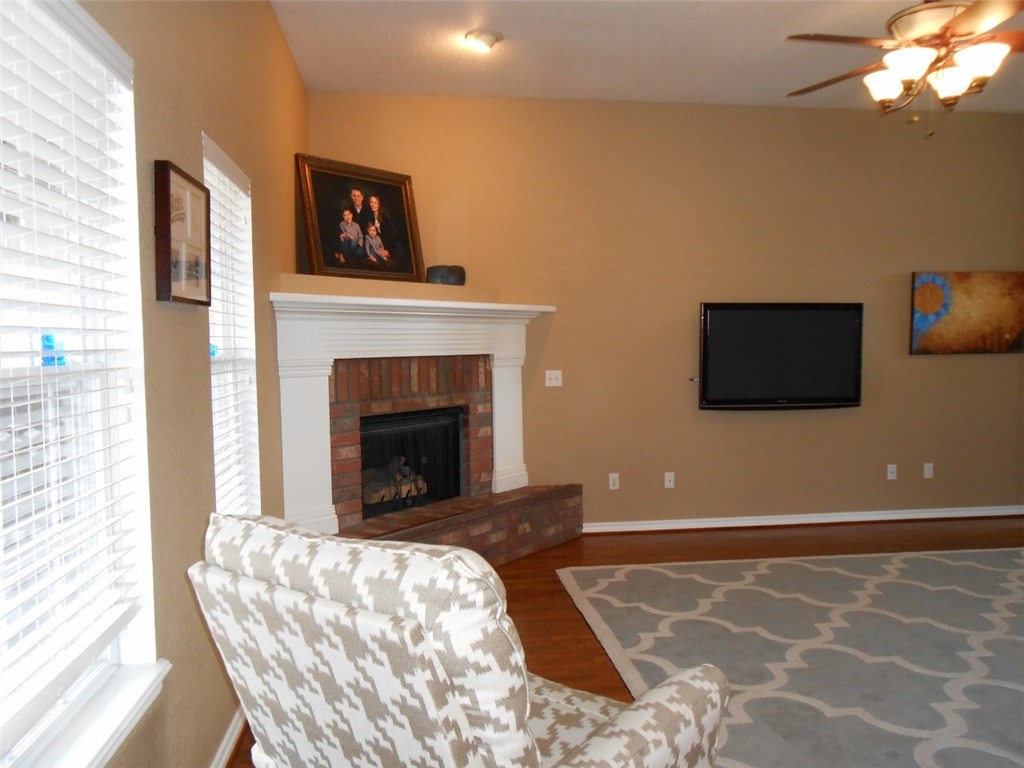 Weston Hills Sub Ph I Cave Spgs - Residential