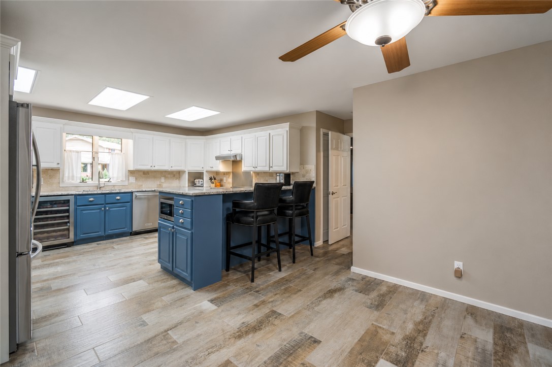 Centre Court Rogers - Residential