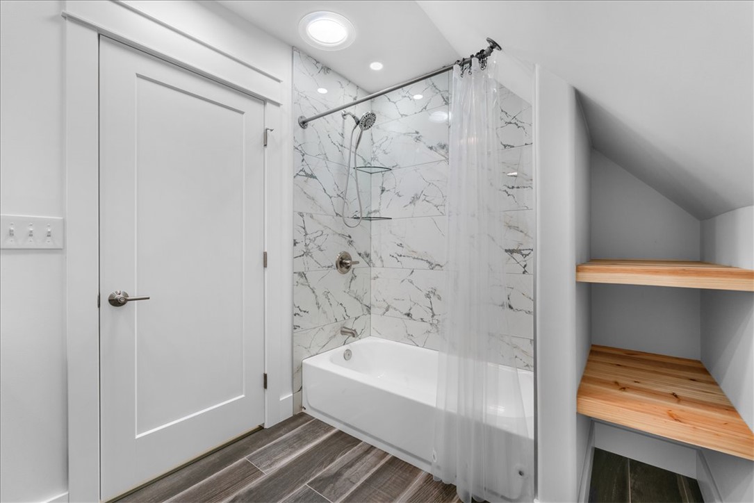 Lincoln Sub Bvv - Residential
