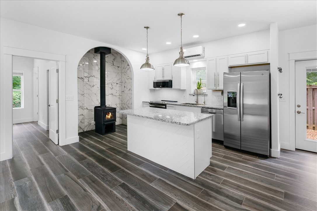 Lincoln Sub Bvv - Residential