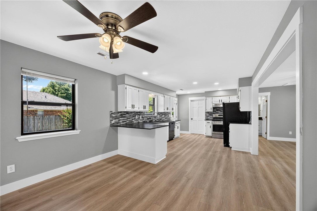 OAKS ADD PHASE XI - Residential