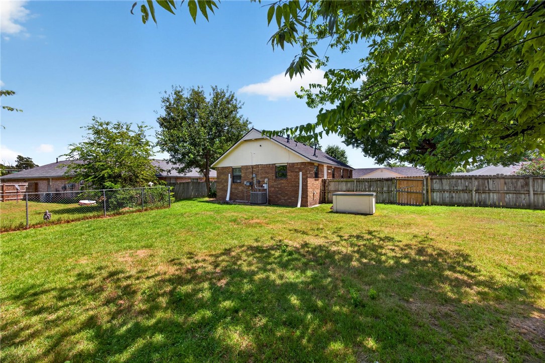 OAKS ADD PHASE XI - Residential