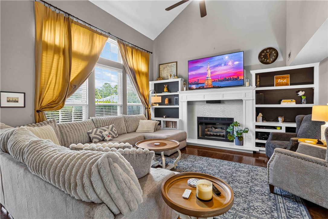 Orchards Sub, The Bentonville - Residential