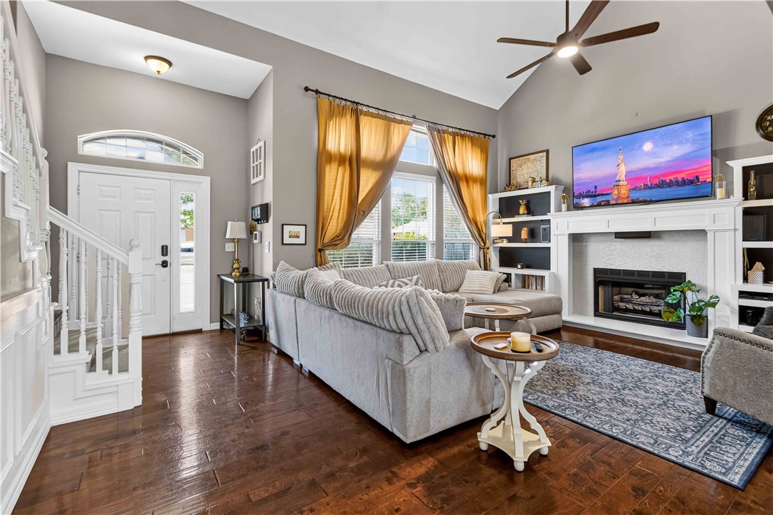 Orchards Sub, The Bentonville - Residential