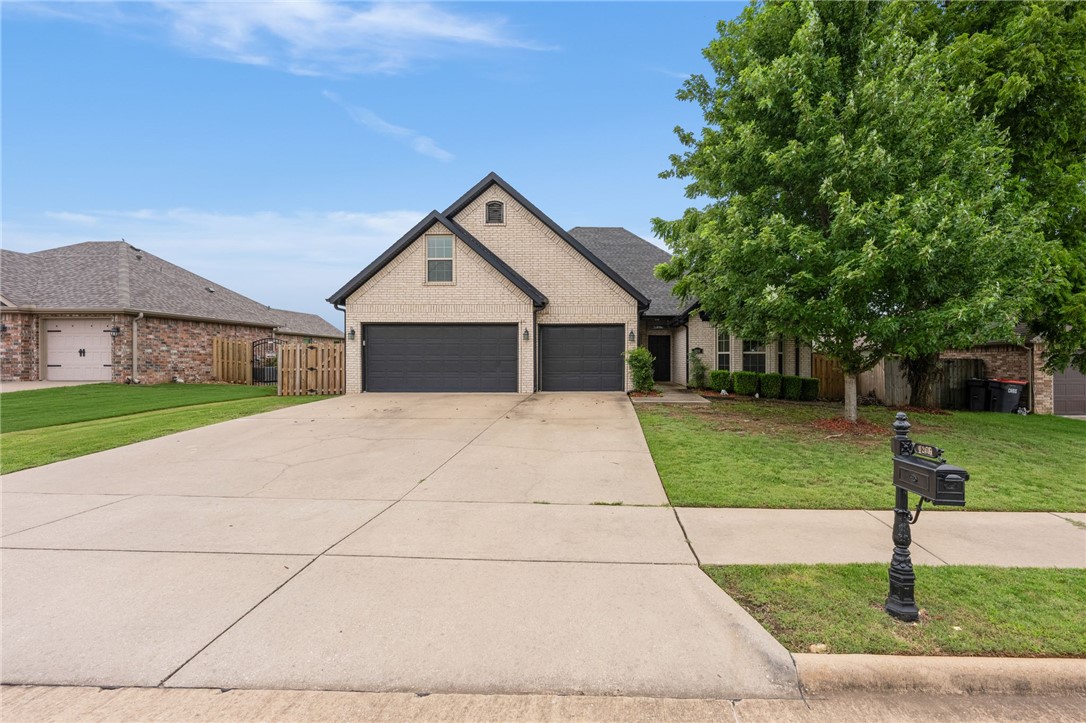 Beautiful 5 bedroom / 4 full bath home zoned for some of the best schools Springdale has to offer.  This home features a semi-open split floor plan that welcomes family and friends alike.  The kitchen is partially open to the spacious living area, dining room, and eat-in kitchen.  The main bedroom is a large retreat that merges into a spacious ensuite and closet area.  The other well appointed bedrooms offer plenty of room for families of all sizes.  The fifth upstairs bedroom could be used as a he/she cave, office, or game room. When entertaining step outside to a quiet oasis.  This neighborhood offers plenty of amenities and is a quiet retreat to a hustle, bustle life.  The community has two pools, a clubhouse, and basketball courts.  As well as being located next to Shaw Park.  This park offers walking trails, large playground area, baseball fields, fishing opportunities, and bike trails. Come check out this beauty today before it's gone.  Ask about $5,000 in lender credits when using our preferred lender.