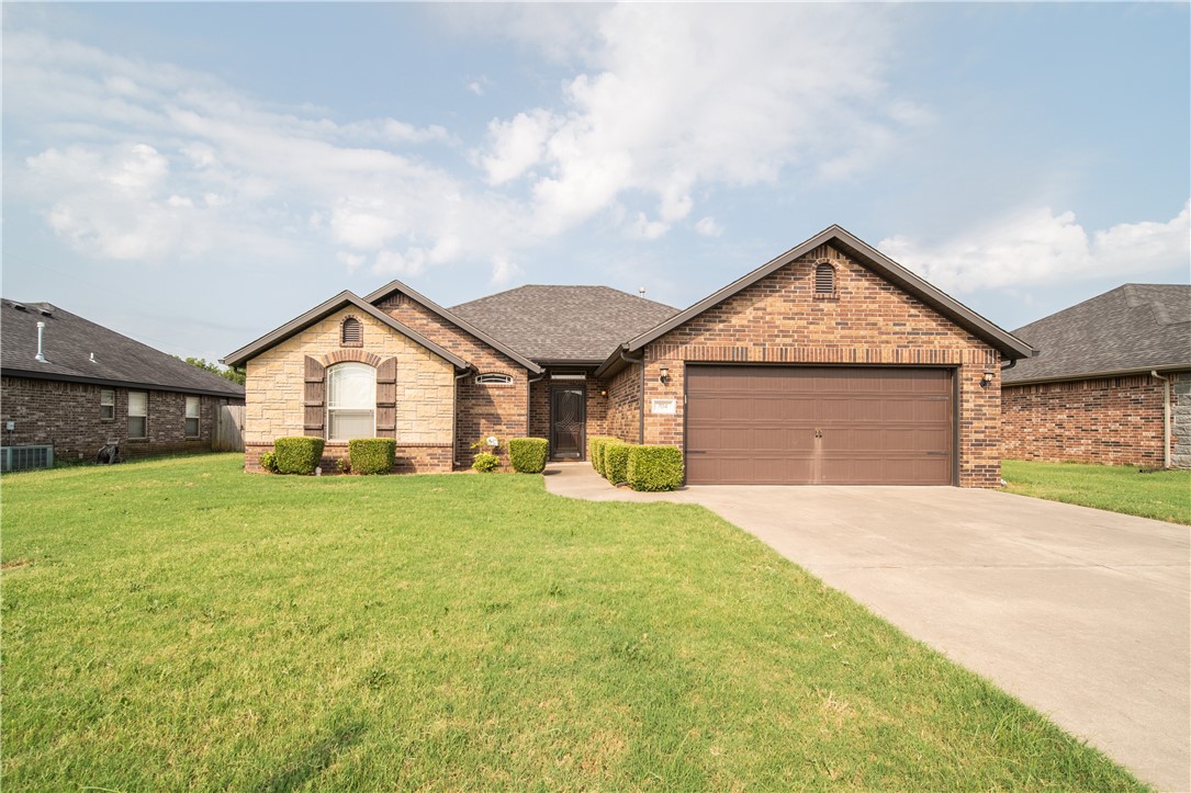 Well-Maintained 3 bed 2 bath home near Elm Tree Elementary. All brick home with engineered wood flooring, ceramic tile, and carpet in bedrooms, granite countertops. All bedrooms feature walk-in closets. Enjoy morning coffee on your covered patio in the summer and in front of your gas-log fireplace in the winter. Convenient location close to trails, Neighborhood market and schools.