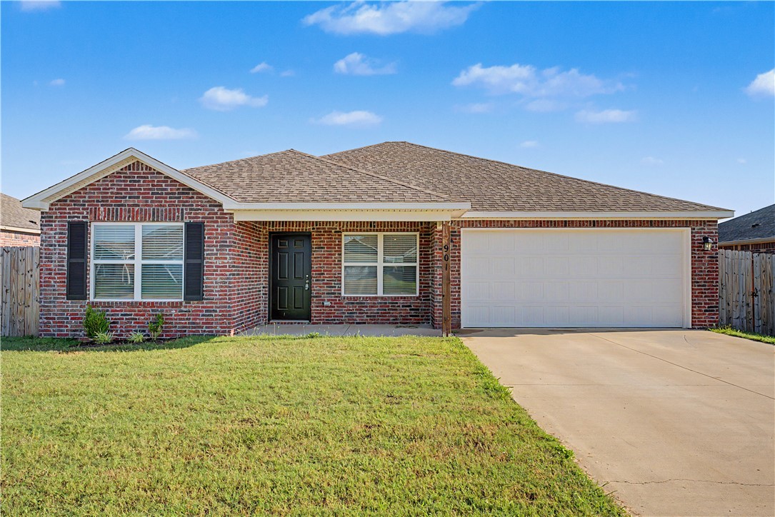 This Beautiful Siloam Springs home is a MUST SEE!! 4 bedrooms and 2 full baths with 1500 square feet of living space! Some of the features include neutral color paint throughout, Wall to wall luxury wood vinyl flooring, stainless steel appliances, hard surface countertops and lots of storage. The primary bedroom features an en suite bathroom with a walk-in closet. This home is ready for a new family to call home. Schedule a showing soon!