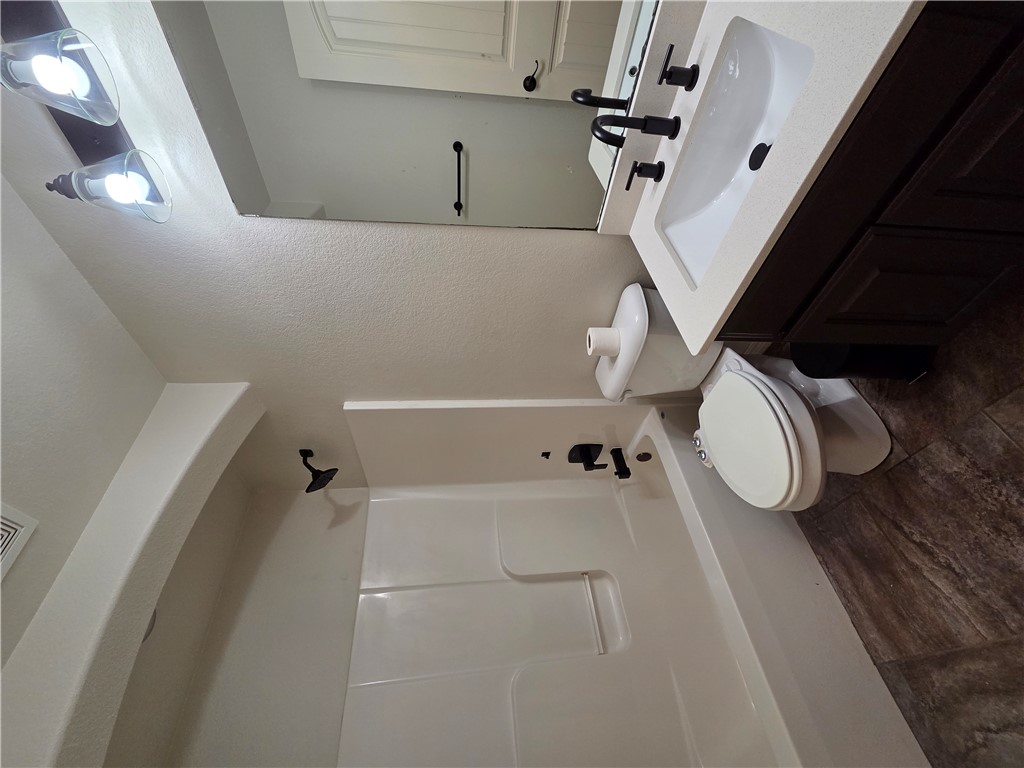 Rollers Ridge Sub Rogers - Residential Lease