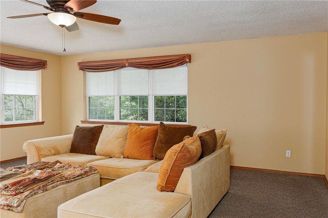 Golden Oaks Sub - Residential