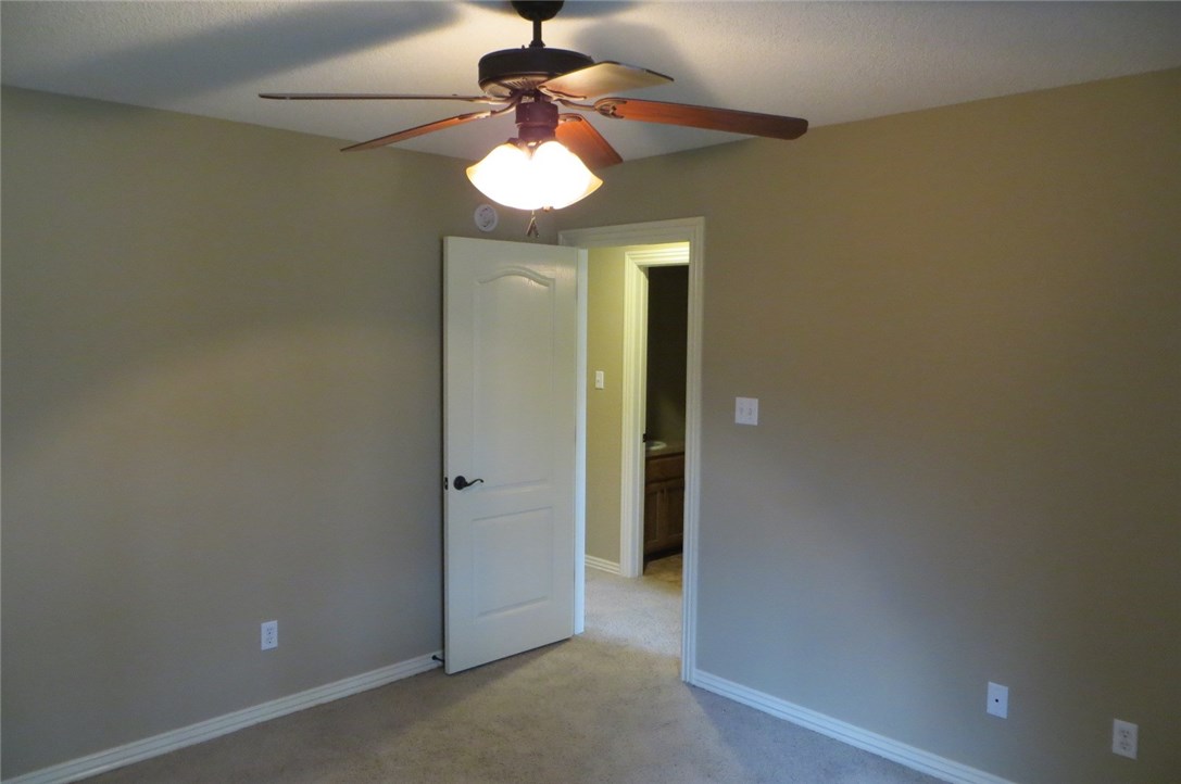 NORTHRIDGE - Residential