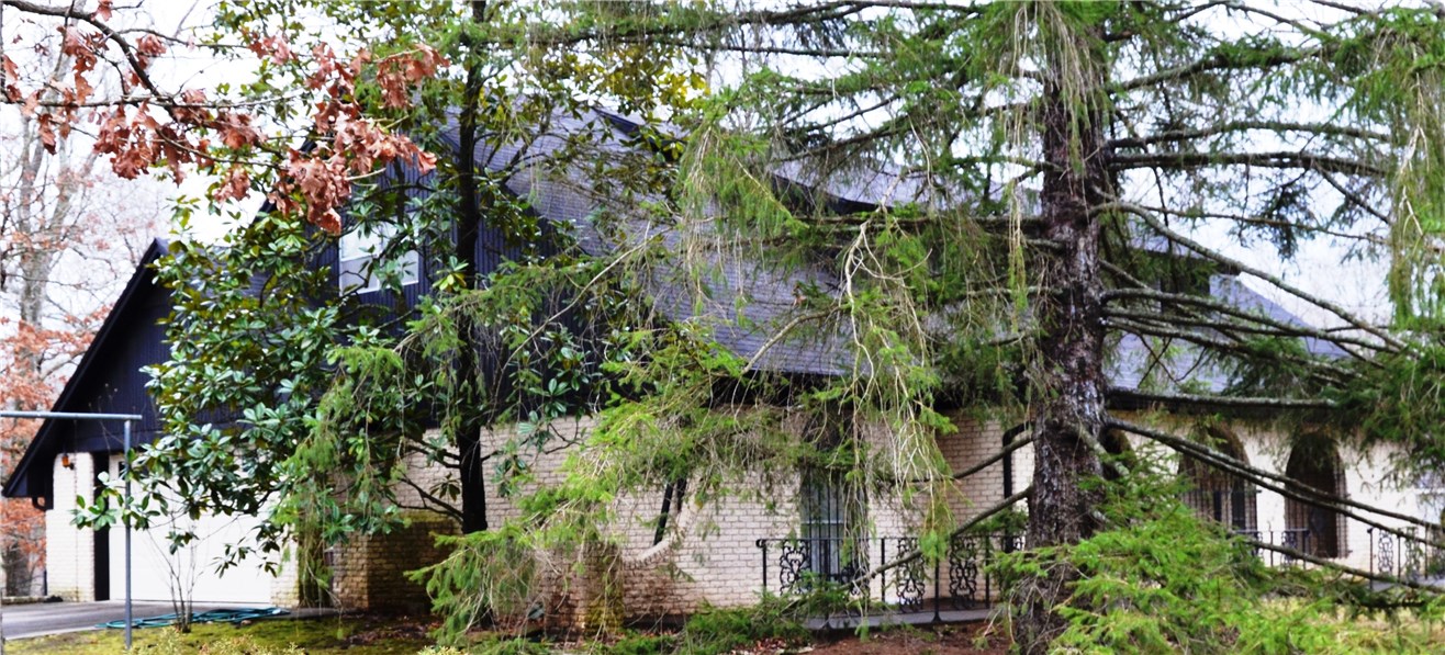 Summit Heights Rogers - Residential