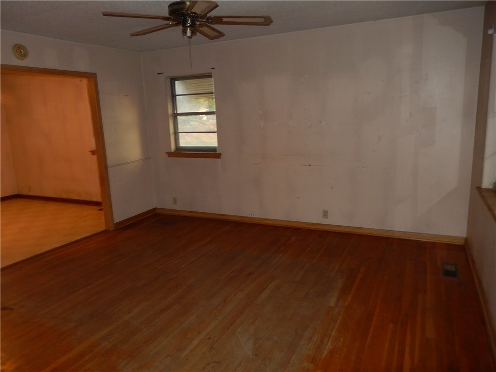 Turners Acres Sub Rogers - Residential