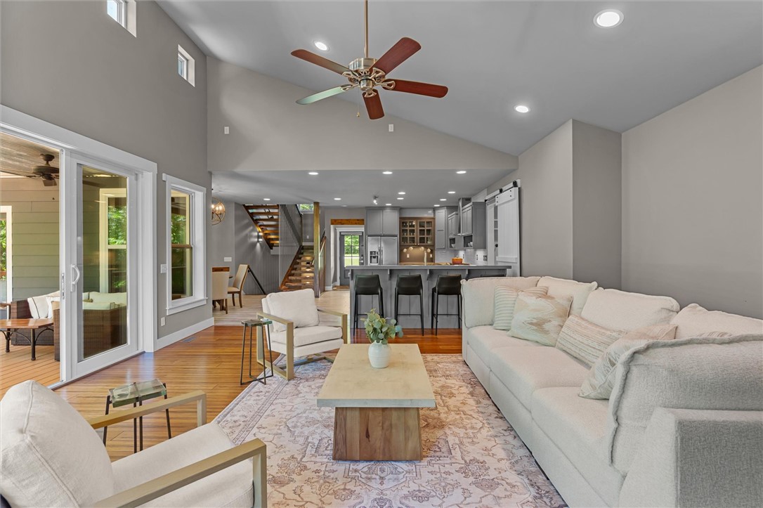 Woodridge Manor Rurban - Residential