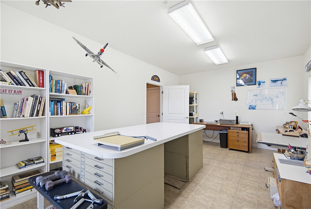 Unit 117 Holiday Island - Residential