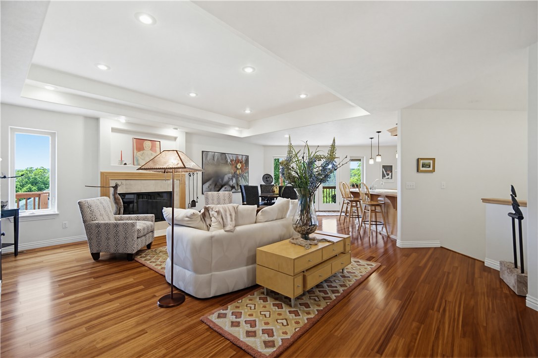 Unit 117 Holiday Island - Residential