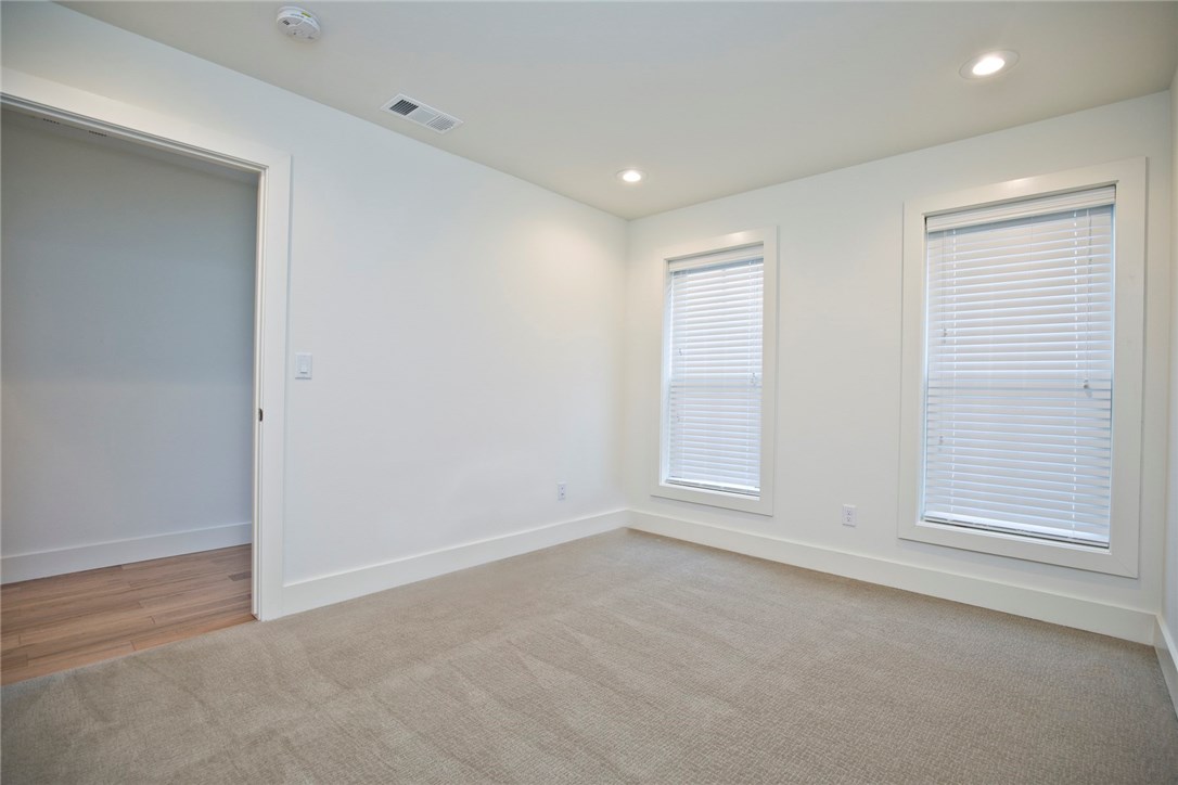 T J Hollands Sub Bentonville - Residential