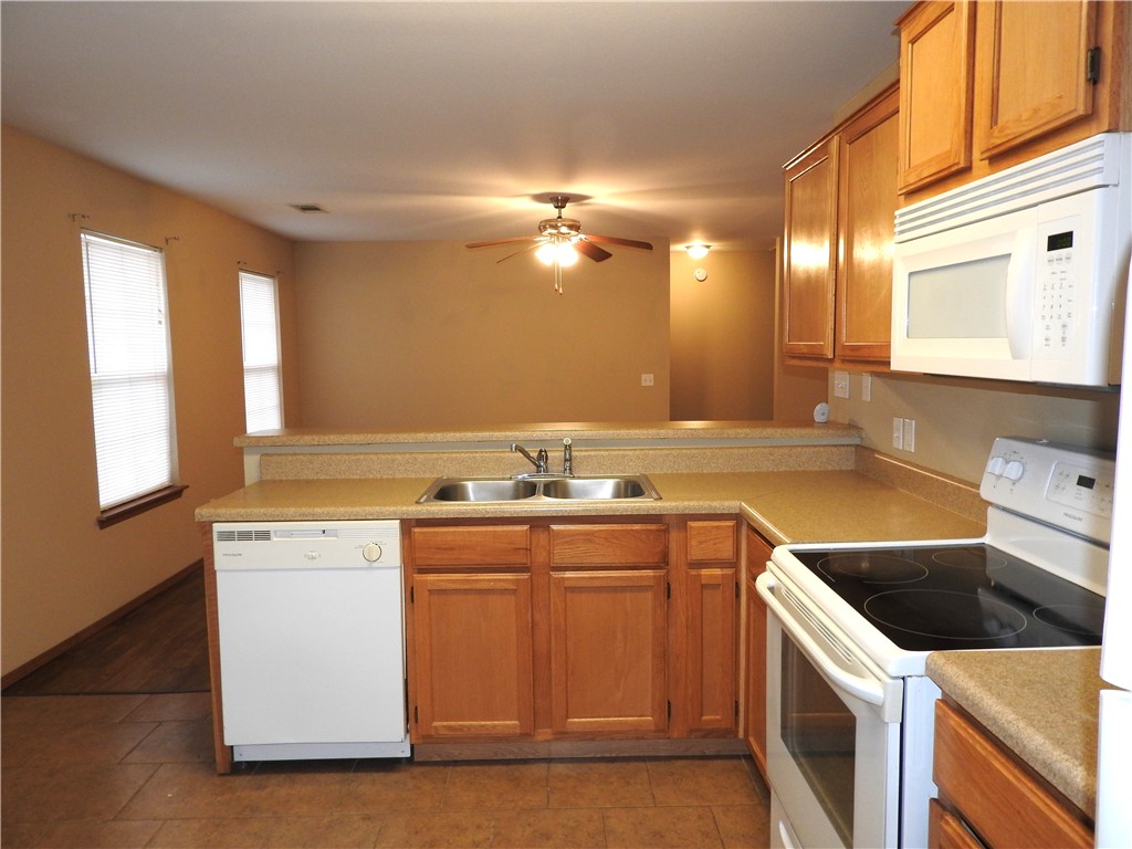 Willow Crossing Ph I Centerton - Residential Lease
